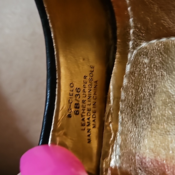 BCBGeneration HEELS - Picture 4 of 6